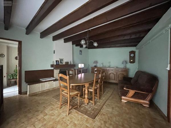 Maison à vendre à Mayenne en Mayenne (53100), ref : 046/783