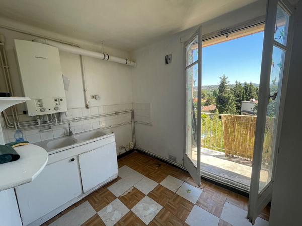Appartement Pont de l'Arc 4 pièces 62m2