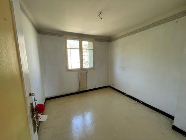 Appartement Pont de l'Arc 4 pièces 62m2