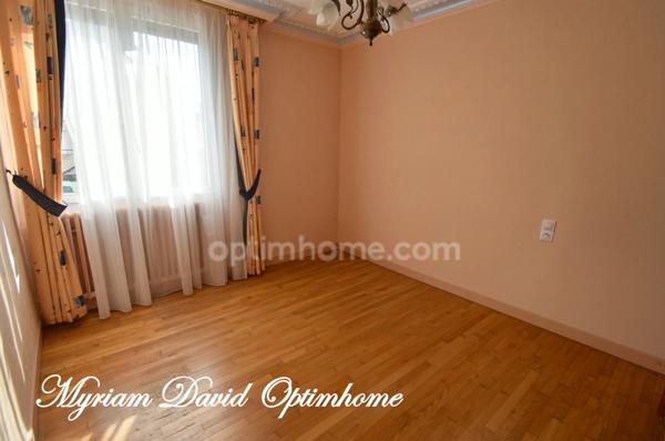 🏡 Rostrenen proche centre : maison avec 2 chambres + espace indépendant + jardin