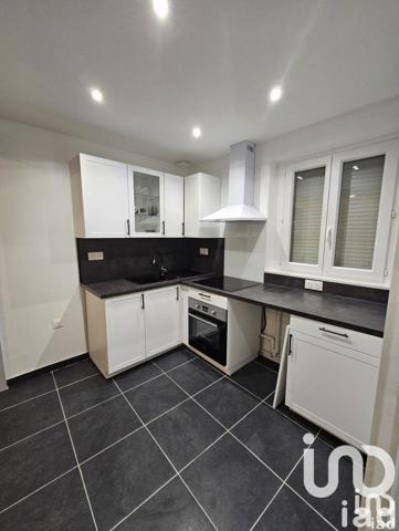 Location appartement 3 pièces 45 m² Brie-Comte-Robert