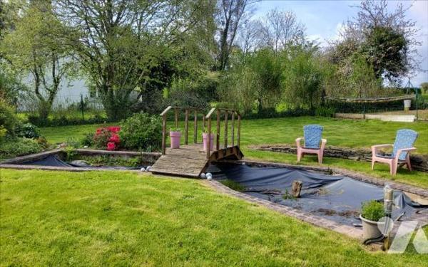 CARNOET - AFFAIRE COMMERCIALE AVEC LOGEMENT