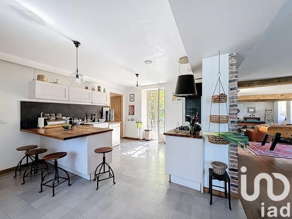 Maison à vendre 7 pièces 220 m² Montmort-Lucy