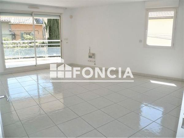 Location Appartement 3 pièces 78.66 m² - 64 RUE DU COMMANDANT ROLLAND Marseille 13008