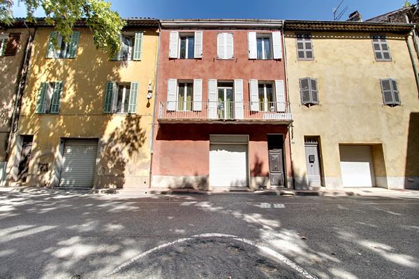 A VENDRE EN EXCLUSIVITE SALERNES - Maison de village 5 pièces 130m2 + GARAGE + TERRASSE + BALCON