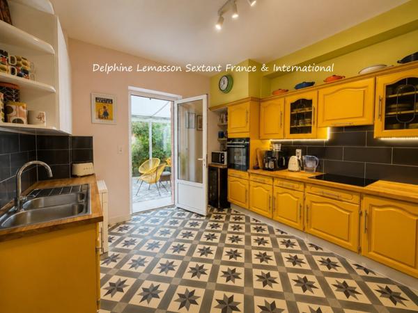 Élégante maison de caractère et jardin privé au cœur de Eymet