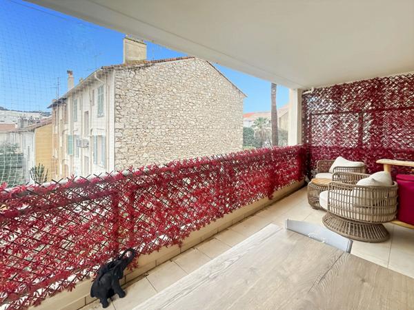 2 P Cannes Centre avec grande terrasse