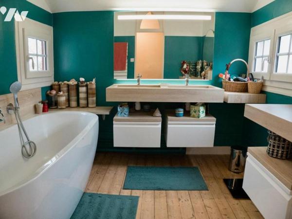 Demeure de caractère en pierres et colombages