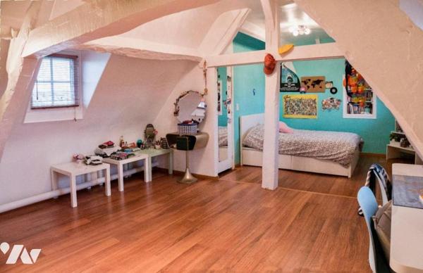 Demeure de caractère en pierres et colombages