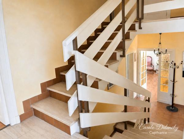Maison d'architecte, 5 chambres, piscine, dépendances et parc arboré de plus de 3 600 m² à AIRE SUR L'ADOUR (40)