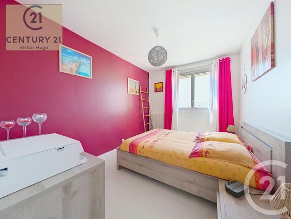 Appartement F3 à vendre  3 pièces - 72,26 m 2   LIMOGES  - 87