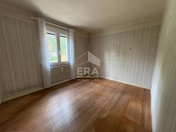 Charmante maison de 81 m², 3 chambres, à DOLE avec terrain plat  et clos de 500 m²