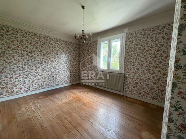 Charmante maison de 81 m², 3 chambres, à DOLE avec terrain plat  et clos de 500 m²