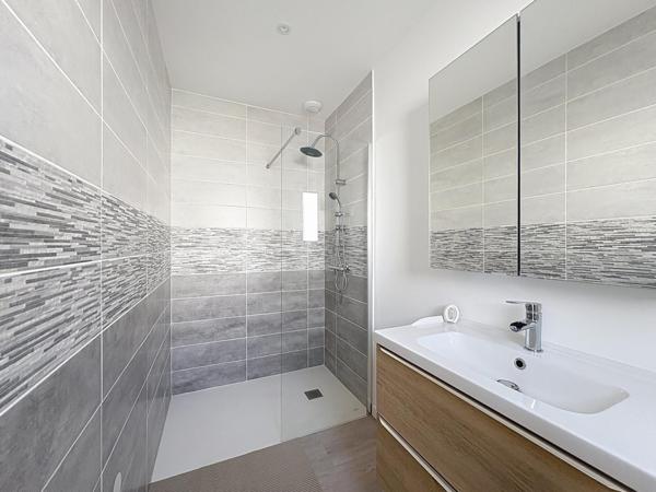 Maison contemporaine de plain-pied – un bien rare à Foix