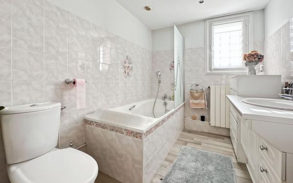 Maison à vendre    3 pièces • 97 m2 Périgueux