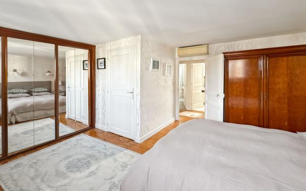 Maison à vendre    3 pièces • 97 m2 Périgueux