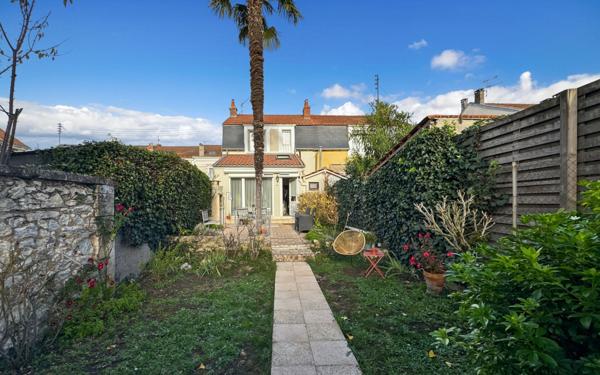 Maison à vendre    3 pièces • 97 m2 Périgueux