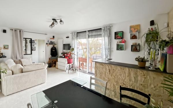 Maison à vendre    4 pièces •  Fay-aux-Loges