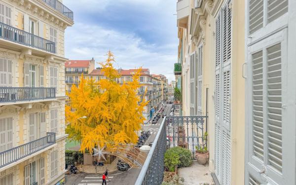 Appartement à vendre    5 pièces • 118,63 m2 Nice