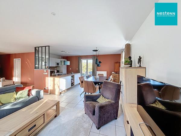 MONTBRISON (42600) : Maison récente de plain-pied - 3 chambres - 917 m² de terrain