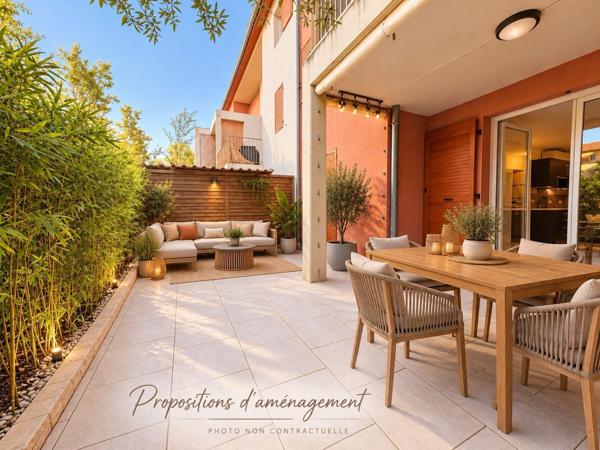 LA FARE-LES-OLIVIERS – T2 CENTRE-VILLE – TERRASSE 30 M² – PARKING PRIVATIF