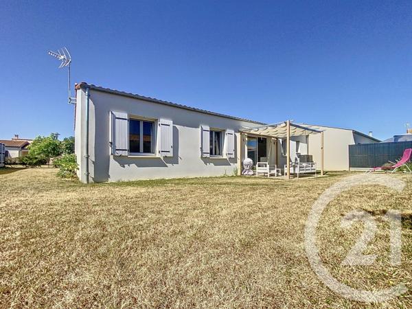 Maison à vendre  4 pièces - 94,02 m2 PORT DES BARQUES - 17