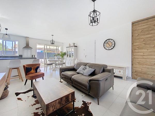 Maison à vendre  4 pièces - 94,02 m2 PORT DES BARQUES - 17