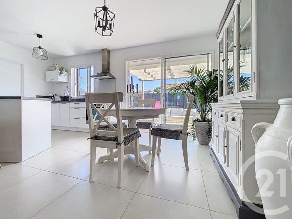 Maison à vendre  4 pièces - 94,02 m2 PORT DES BARQUES - 17