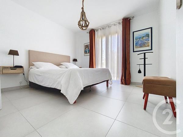 Maison à vendre  4 pièces - 94,02 m2 PORT DES BARQUES - 17