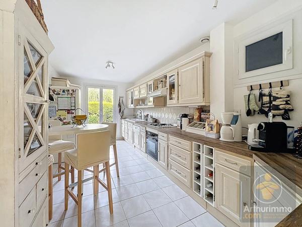 Vente Maison 7 pièces 175 m2 à Marolles-en-Brie