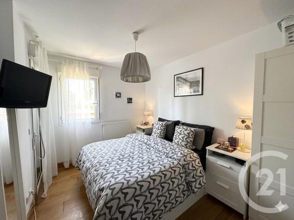 Appartement F4 à vendre  4 pièces - 83,31 m 2   HENDAYE  - 64