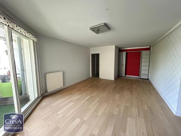 Appartement à vendre 4 pièces 93.12m² Tours (37000)