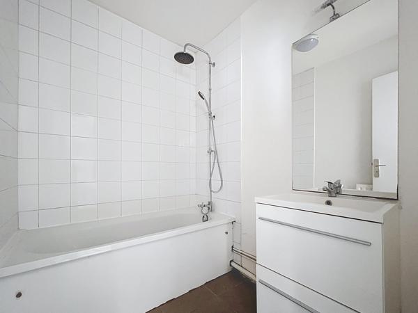 Carrieres-Sur-Seine 2P 45m2 Cave Parking en s/sol