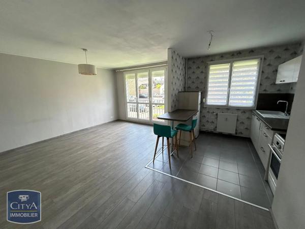 Appartement à louer 2 pièces 50.24m² Charleville-Mézières (08000)
