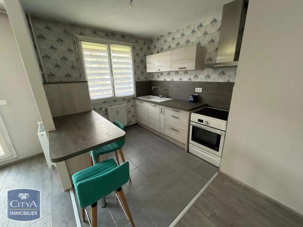 Appartement à louer 2 pièces 50.24m² Charleville-Mézières (08000)
