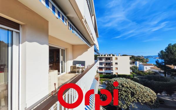 Appartement à vendre    4 pièces • 82,30 m2 Bandol