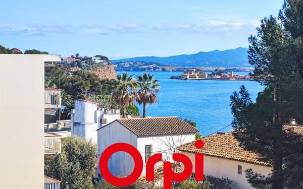 Appartement à vendre    4 pièces • 82,30 m2 Bandol