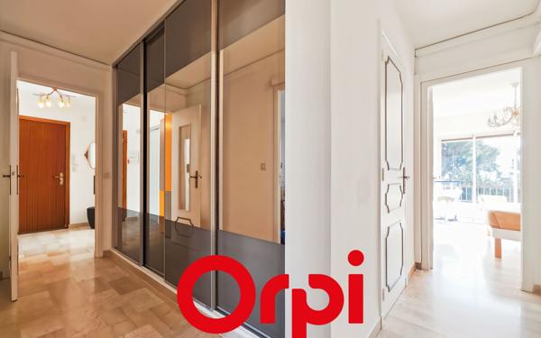 Appartement à vendre    4 pièces • 82,30 m2 Bandol