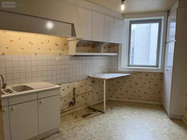 Appartement à vendre à Paris 19e arrondissement à Paris (75019), ref : 01067-889