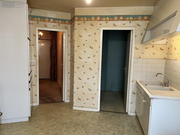 Appartement à vendre à Paris 19e arrondissement à Paris (75019), ref : 01067-889