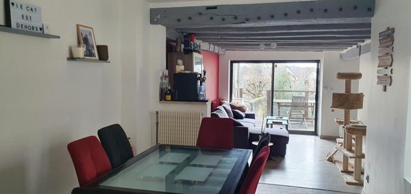 CHARMANTE MAISON DE BOURG AVEC TERRASSE -  3 CHAMBRES