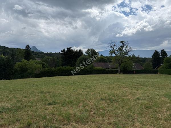 TALLOIRES MONTMIN _ Terrain agricole de 817 m², à vendre