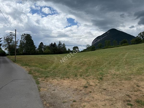 TALLOIRES MONTMIN _ Terrain agricole de 817 m², à vendre