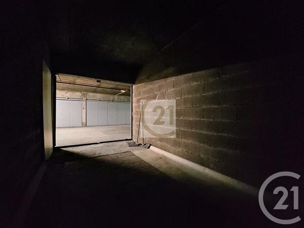 Parking à vendre  12,42 m2 IVRY SUR SEINE - 94