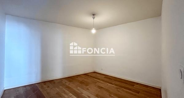 Location Appartement 2 pièces 44 m² - Firminy 42700