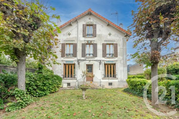 Terrain à vendre  845 m2 ST MAUR DES FOSSES - 94