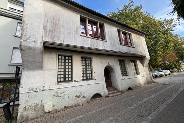 Immeuble à vendre - 207 m² PLOERMEL (56800)