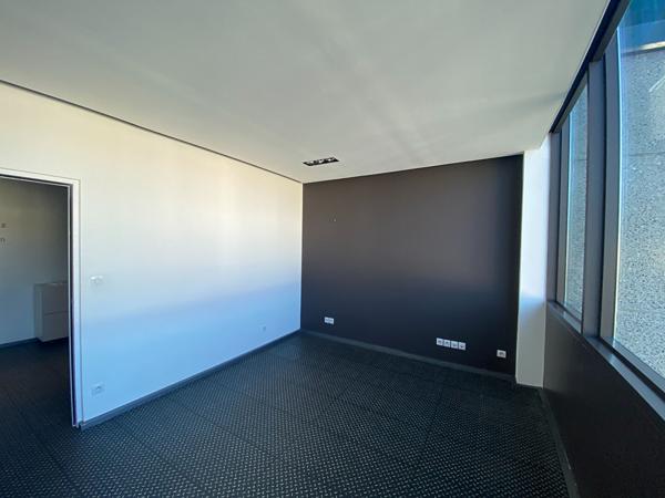 A LOUER, 65 m² Bureaux La Rochelle - Quartier la Pallice