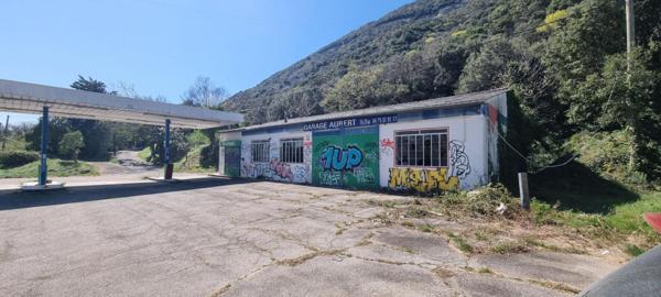 Immeuble  4 pièce(s) 220 m2