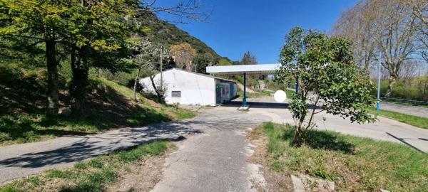 Immeuble  4 pièce(s) 220 m2